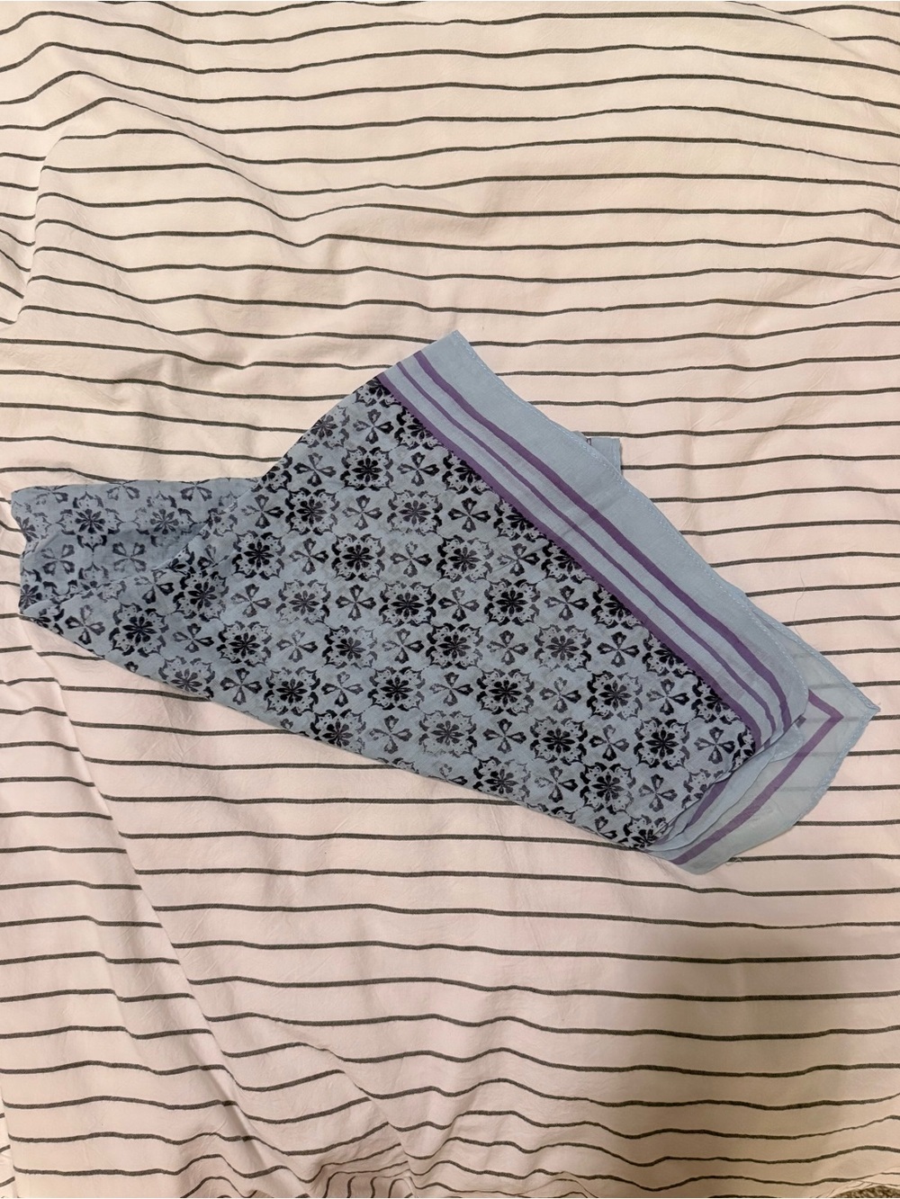 Free People Everyday Washed Tile Bandana - Picture 4 of 5